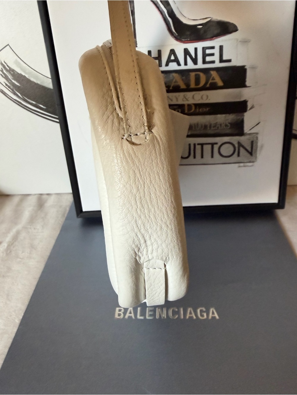 BALENCIAGA White Leather Camera Bag Crossbody - Picture 8 of 15